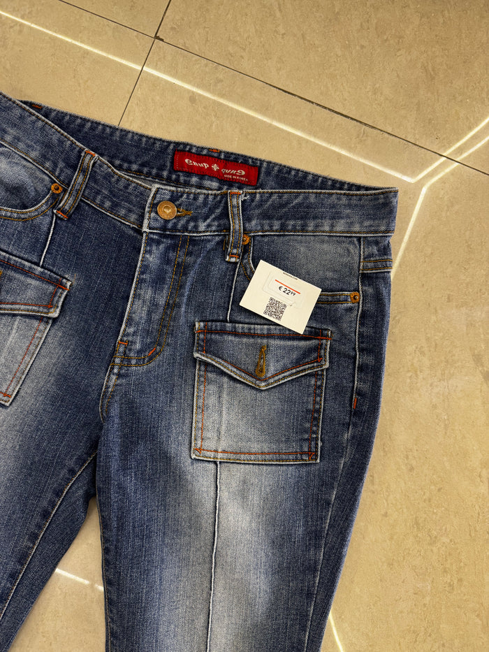 10) Vintage jeans 30 waist/l:38/highwaist:10/hips 34-35