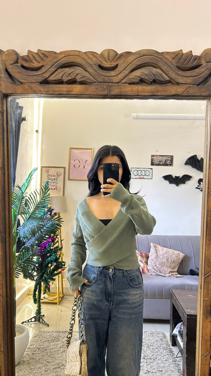 13 cute sweater S
