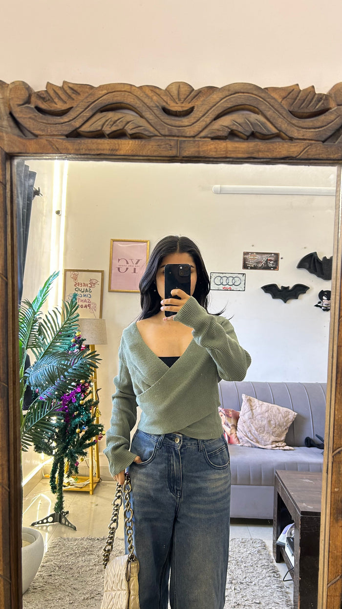 13 cute sweater S