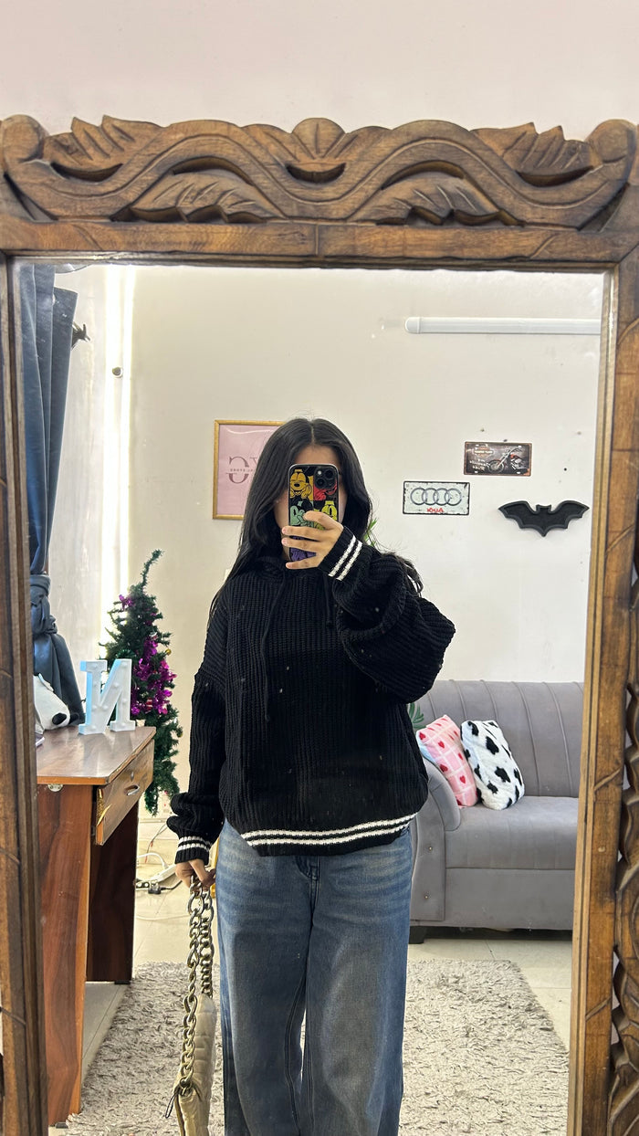 16 Cute hoodie Sweater M-L