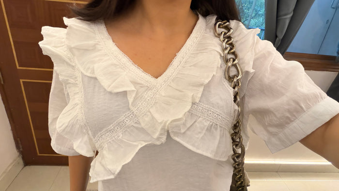 16 cute top 32-34 bust