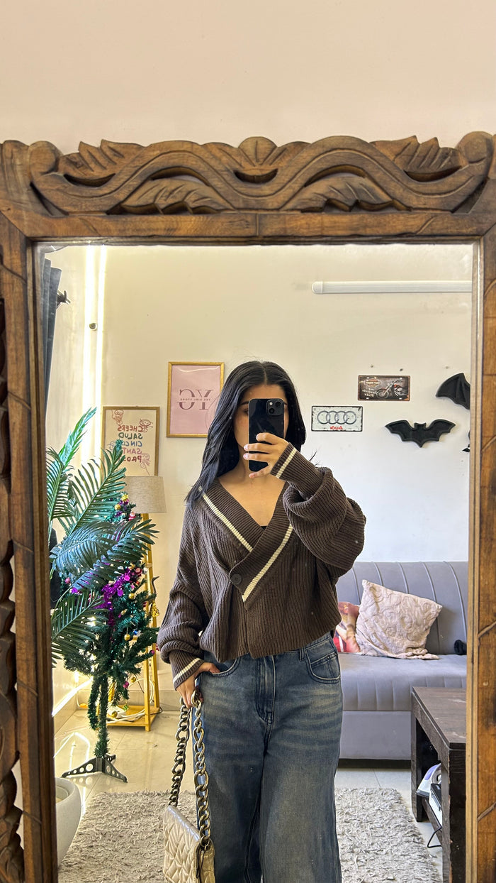 17 cute sweater M