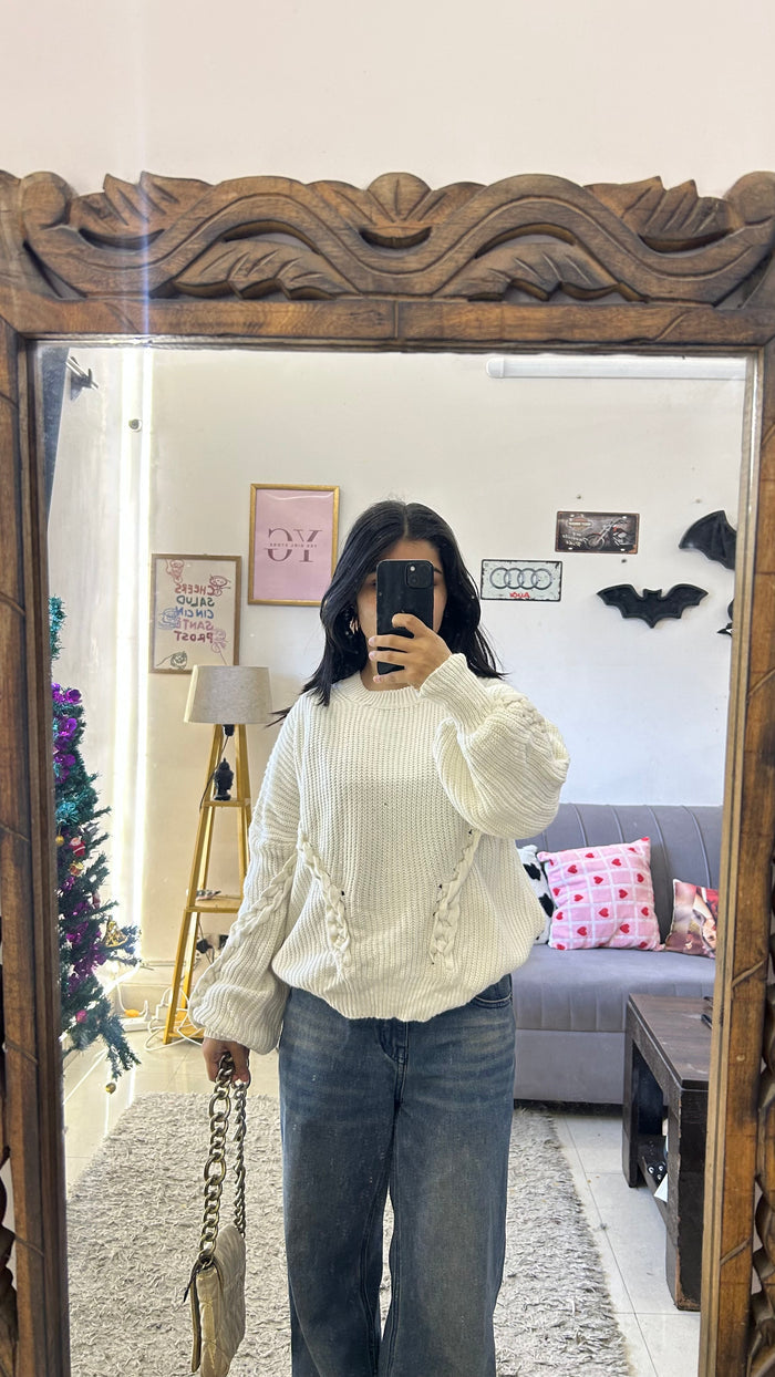 17 Cute Sweater M