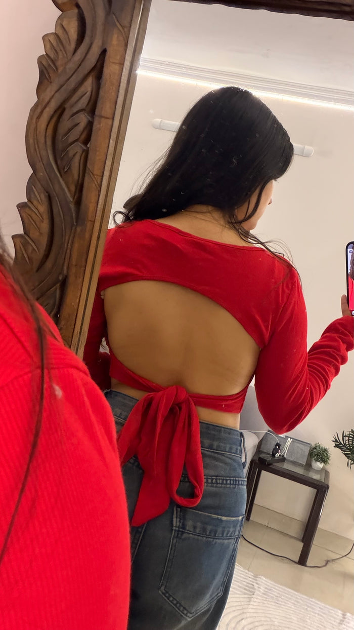 18 cute top 28-32 bust