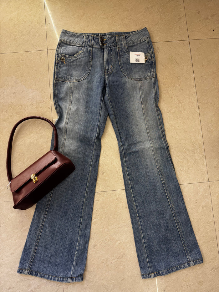 2) Vintage jeans waist:28/l:38/inceam:9/hips:34