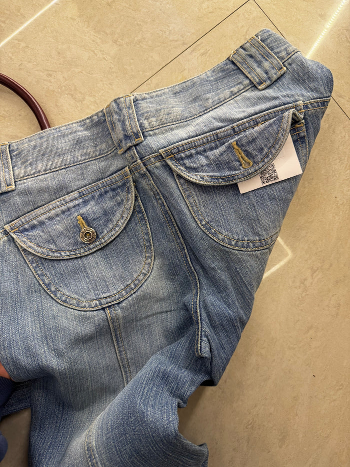 2) Vintage jeans waist:28/l:38/inceam:9/hips:34