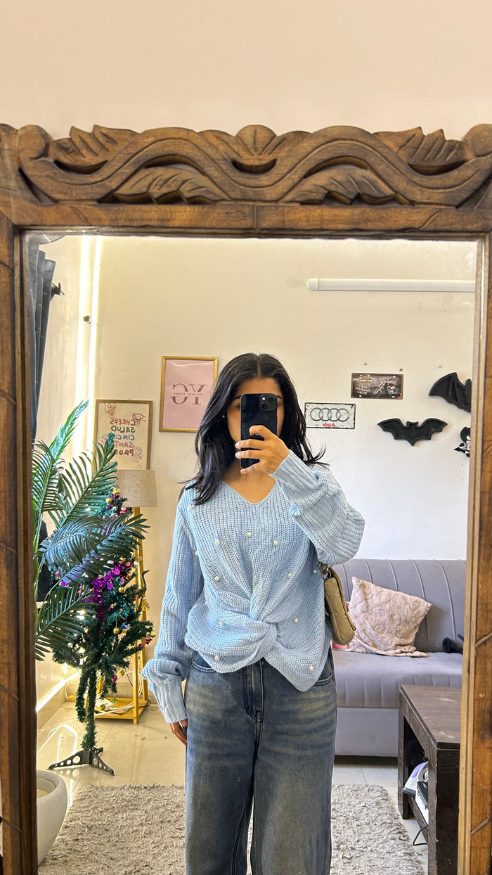 22 cute sweater M