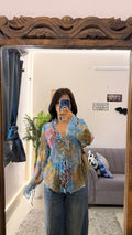 23 cute y2k shirt 30-34 bust