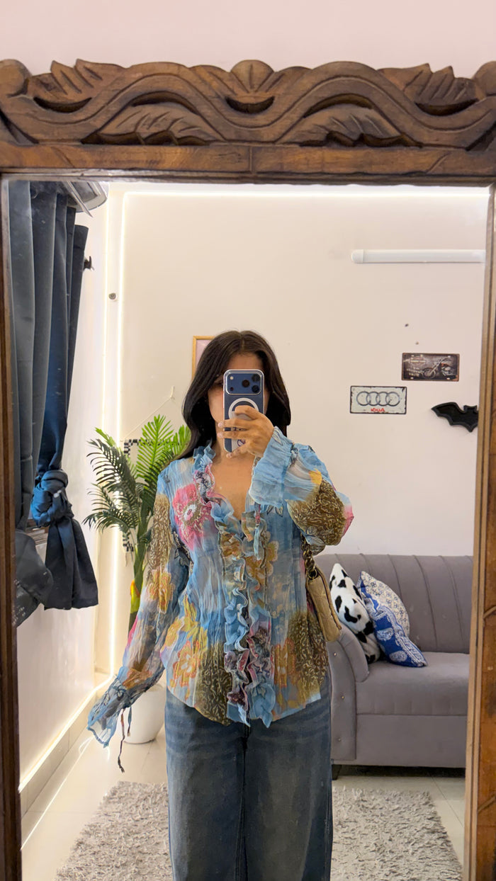 23 cute y2k shirt 30-34 bust