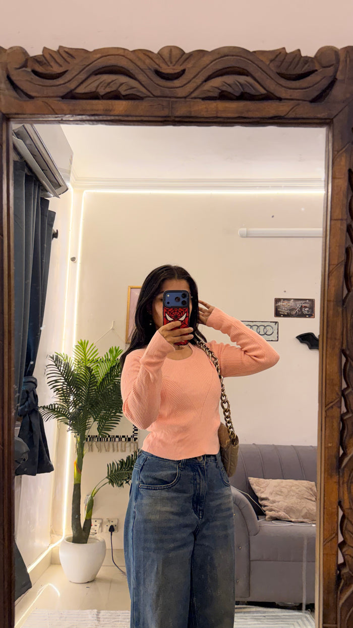 25 cute top 30-34 bust
