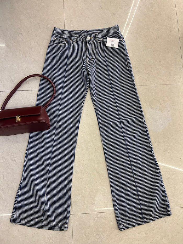 26) Vintage jeans waist:27/ l:37/inceam :9/hips:34