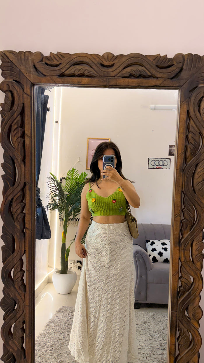 28 cute top 32-34 bust