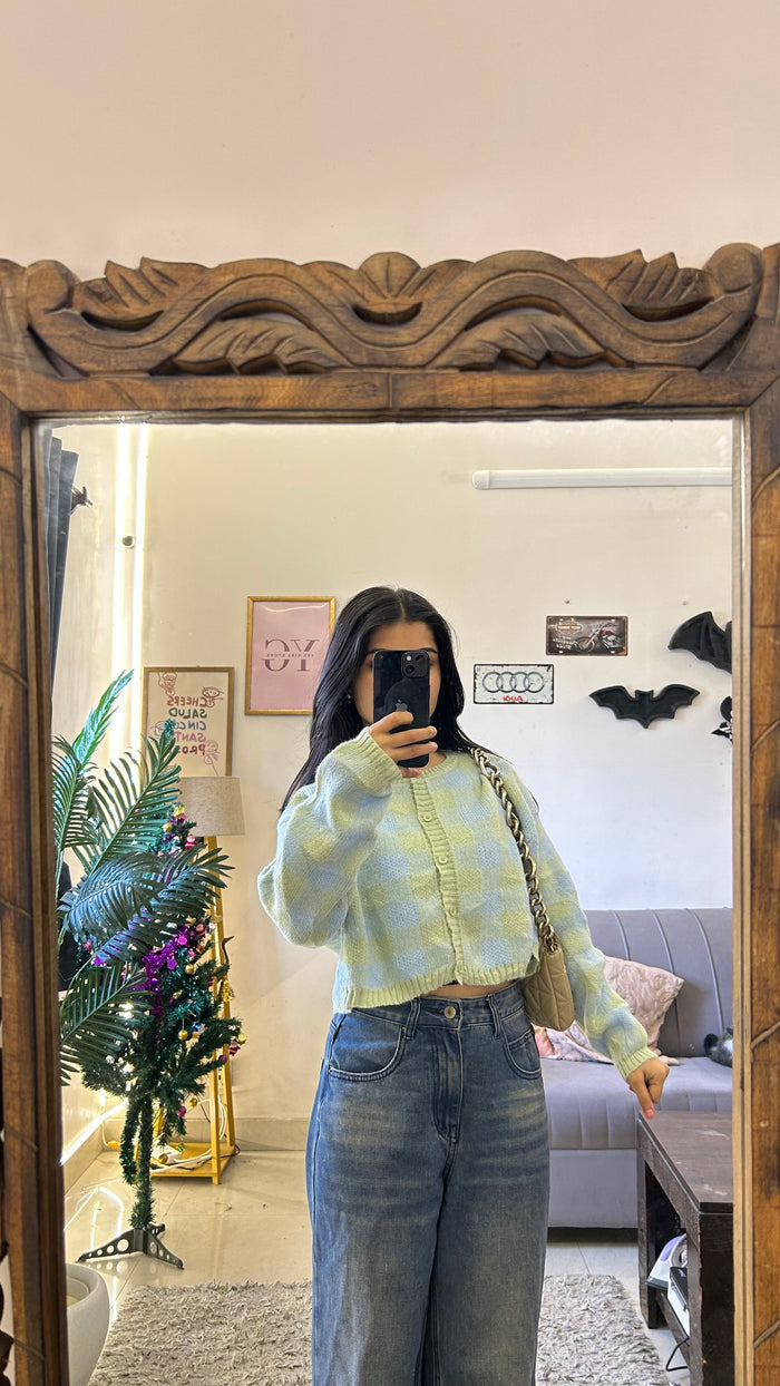 29 cute sweater S