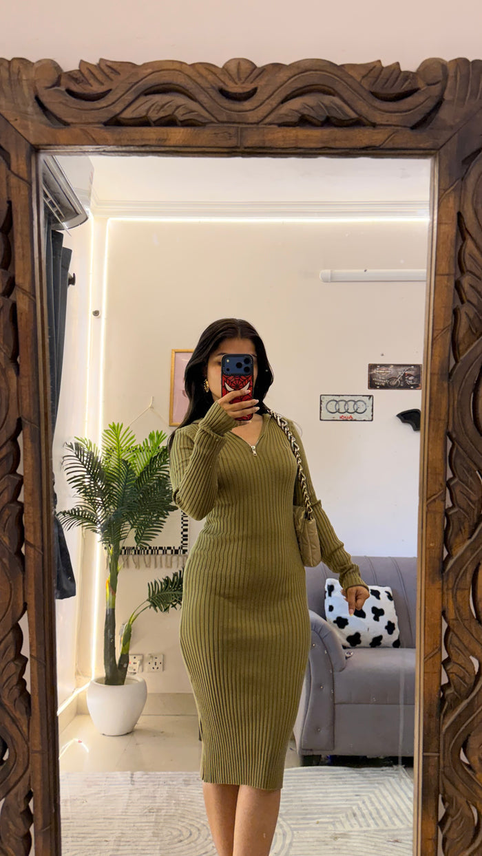 33 Bodycon dress 28-32 bust/40L