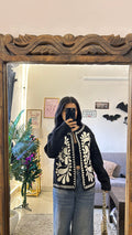 35 cute embroiderysweater S