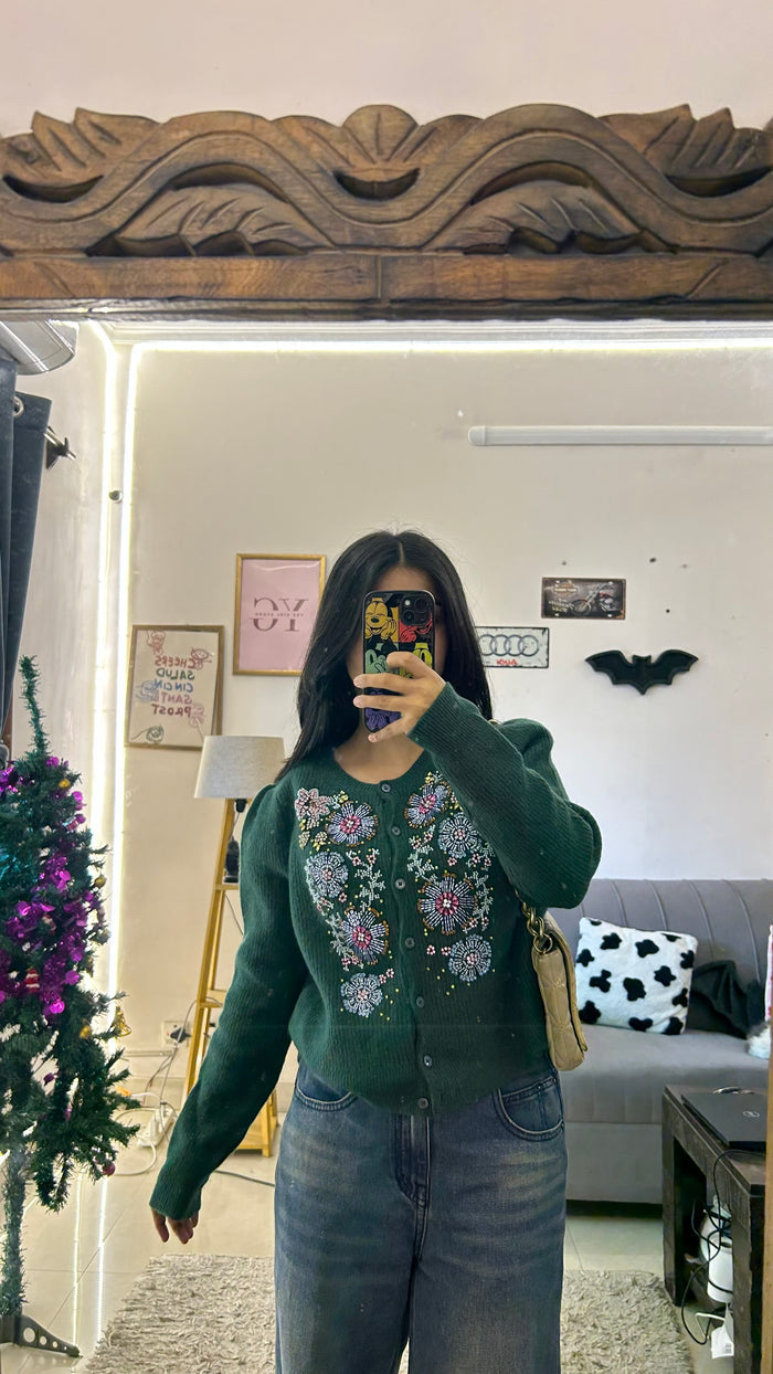 37 cute 3d work sweater XS