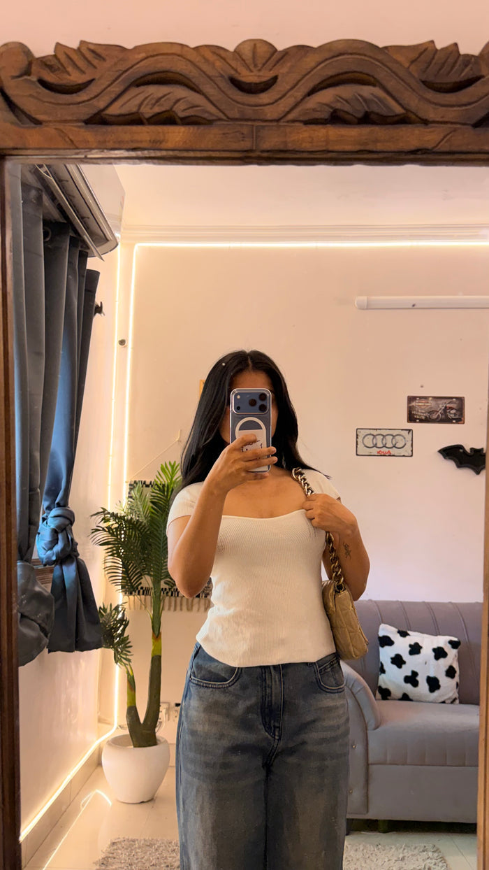 37 cute top 28-32 bust