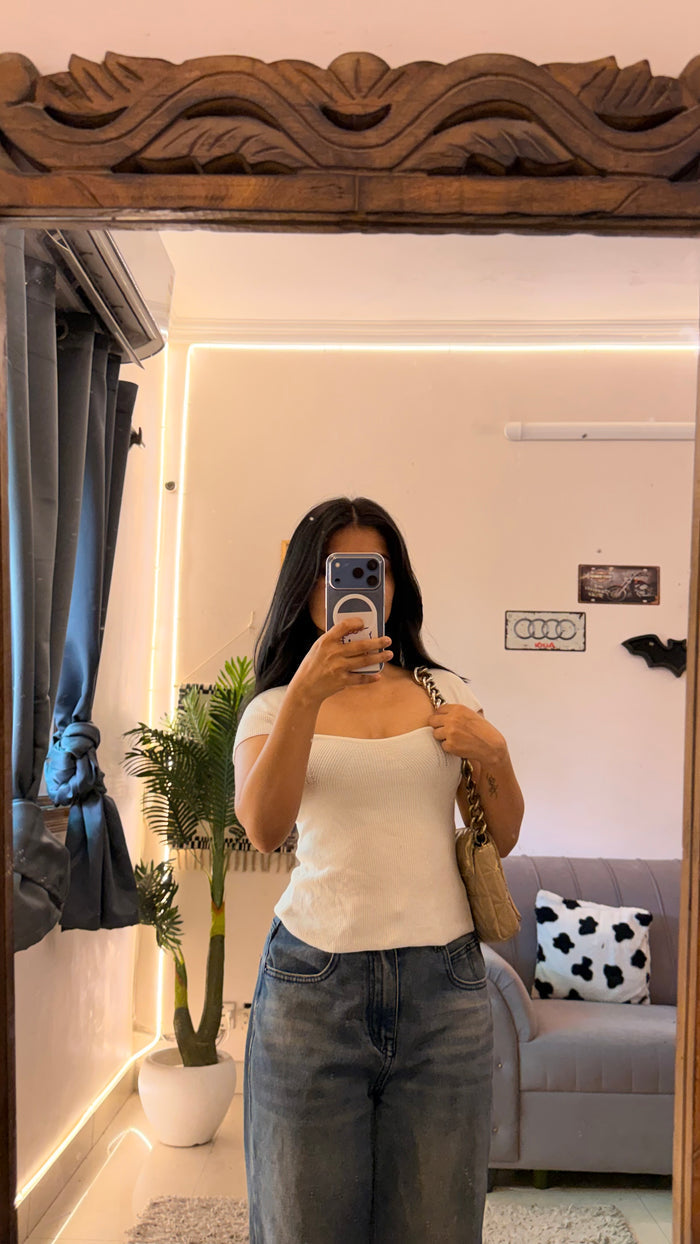 37 cute top 28-32 bust