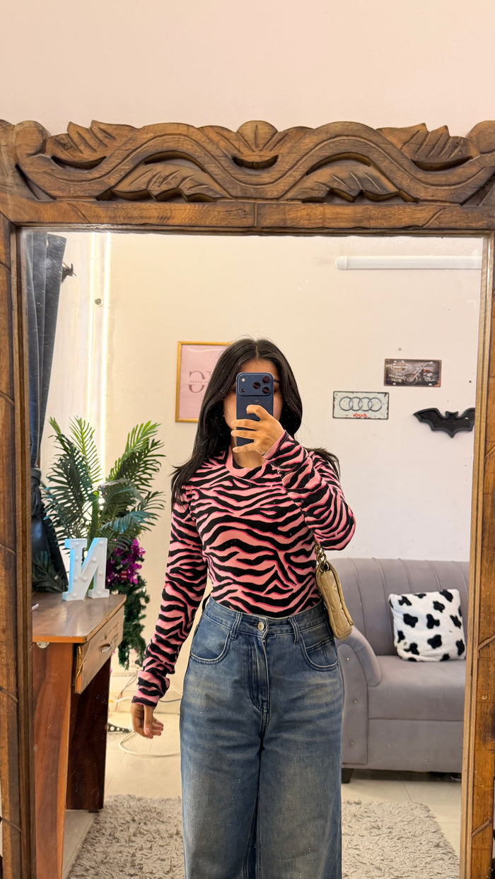 38 cute Top 28-32 bust