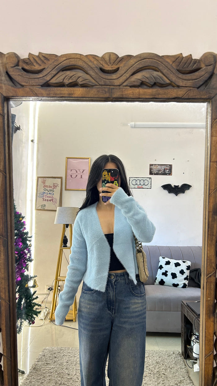 39 cute sweater S very soft
