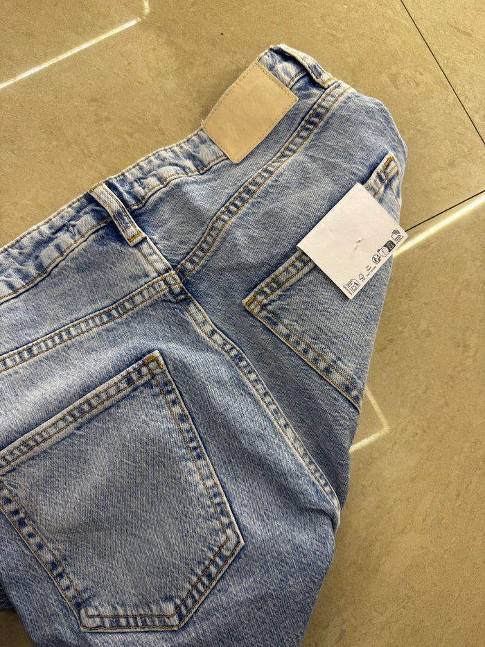 4) zara Jeans waist:28/l:46/highwaist:13/hips:36