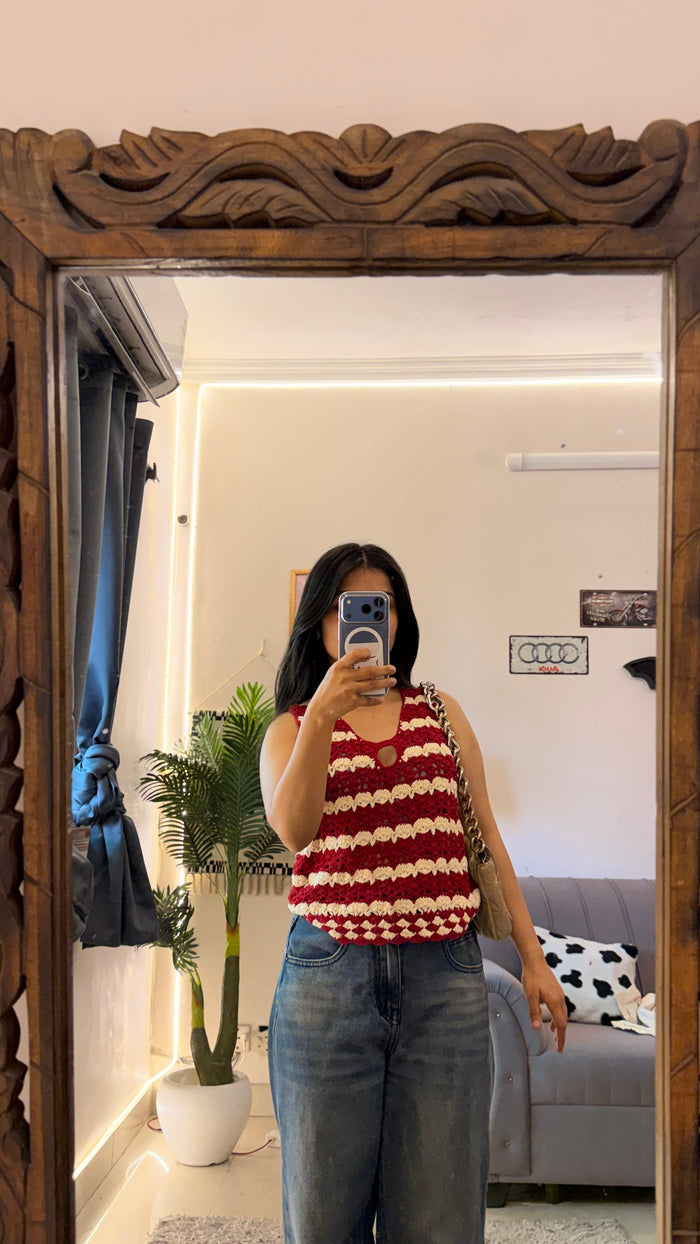 43 cute Zara top M