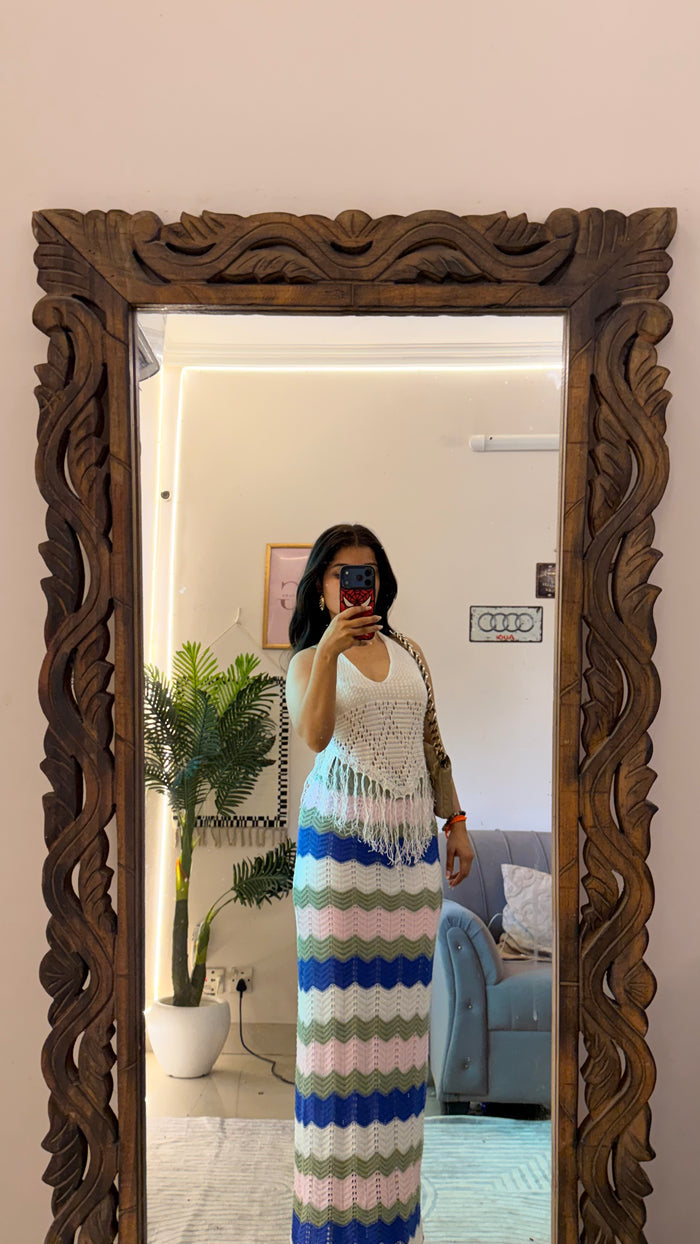 44 crochet skirt W28-32/L41