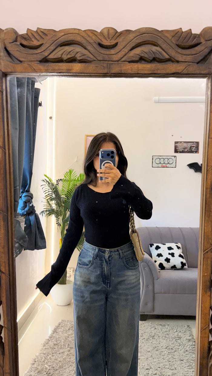 46 cute top 32-34 bust