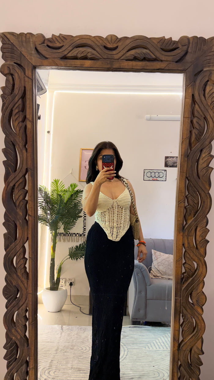 52 Crochet skirt W28-30/L37