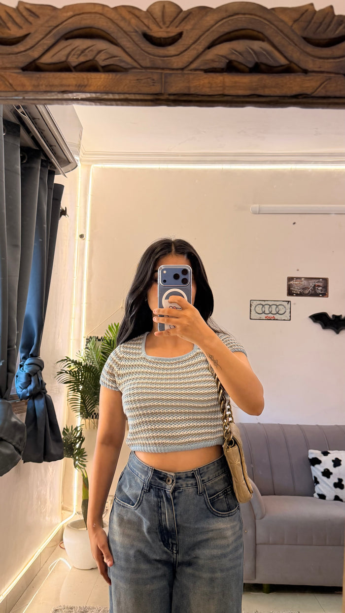 52 cute top 28-30 bust