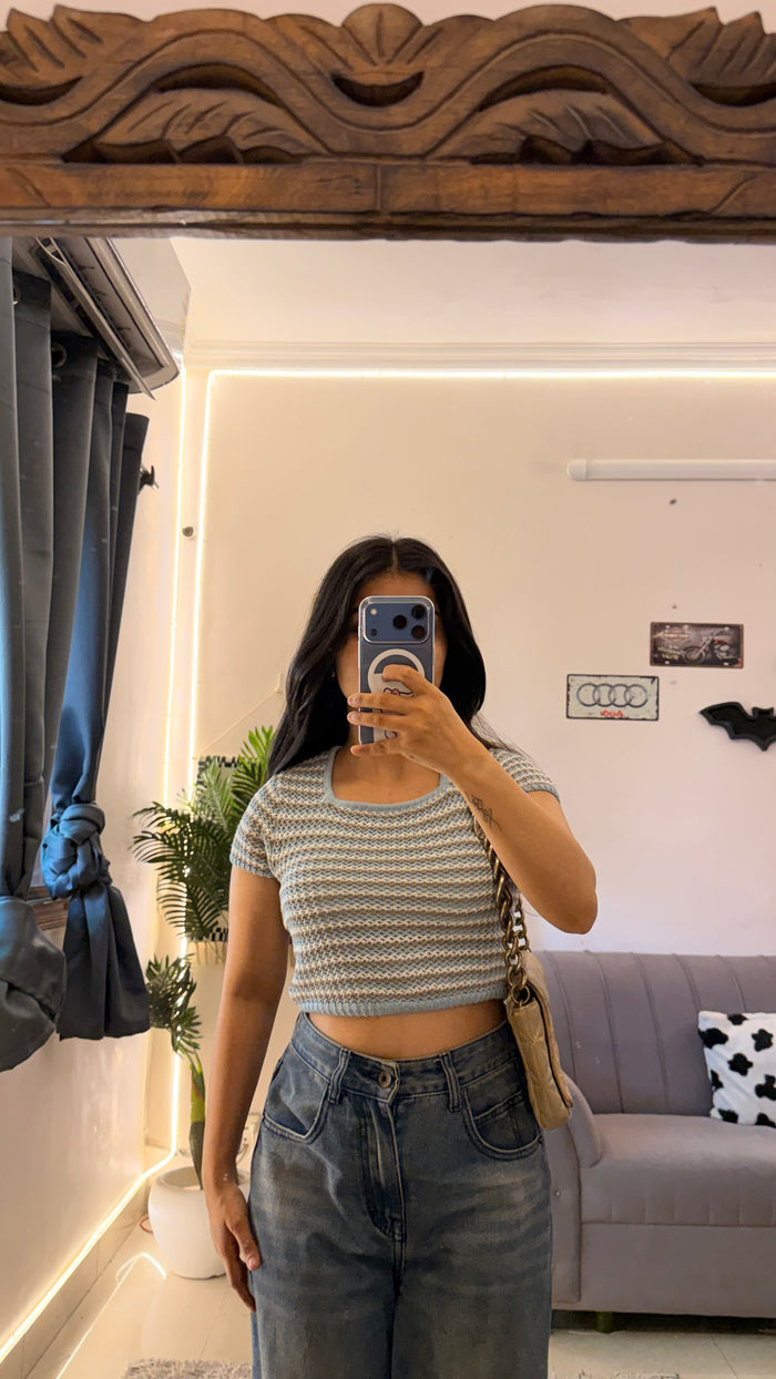 52 cute top 28-30 bust