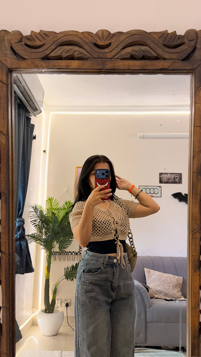 52 cute top 28-32 bust