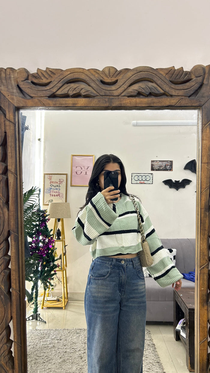 55 cute sweater S