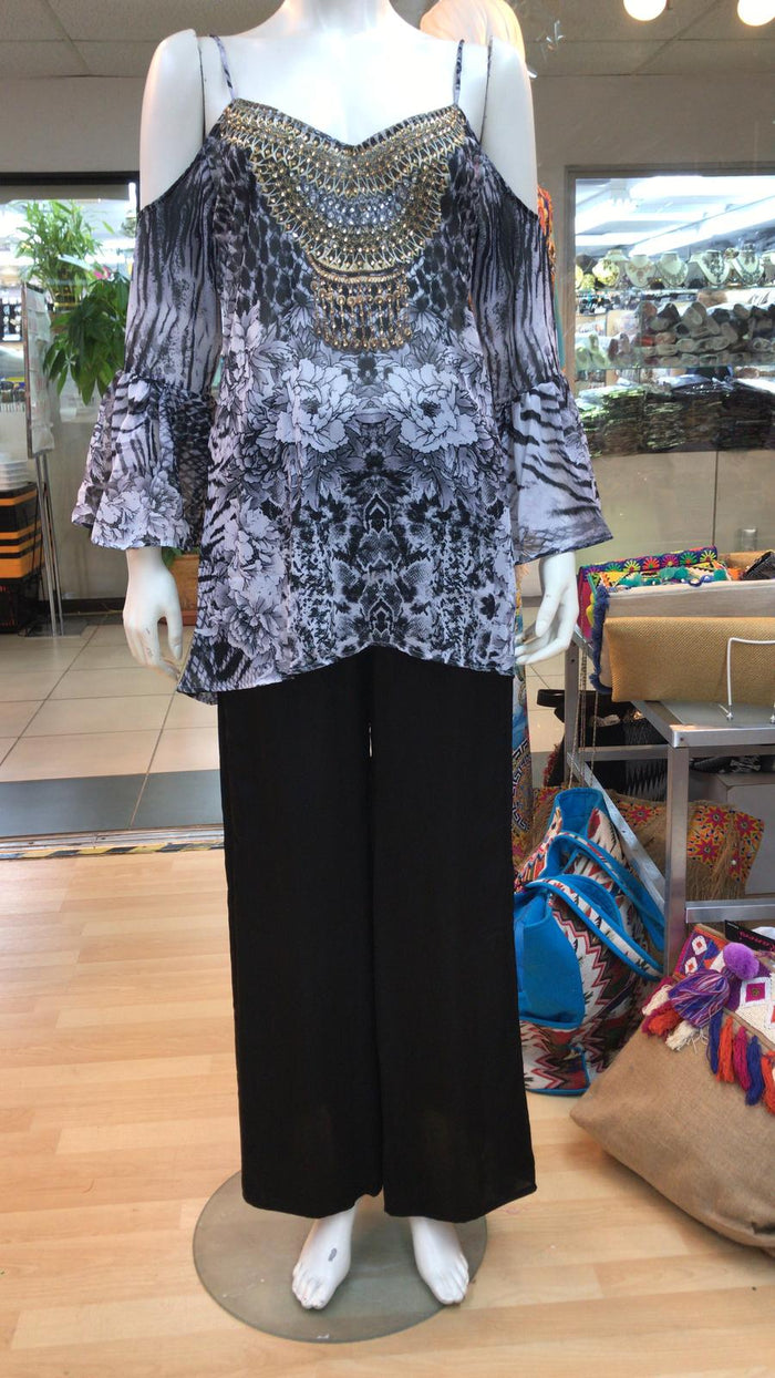 597 COLD SHOULDER TUNIC