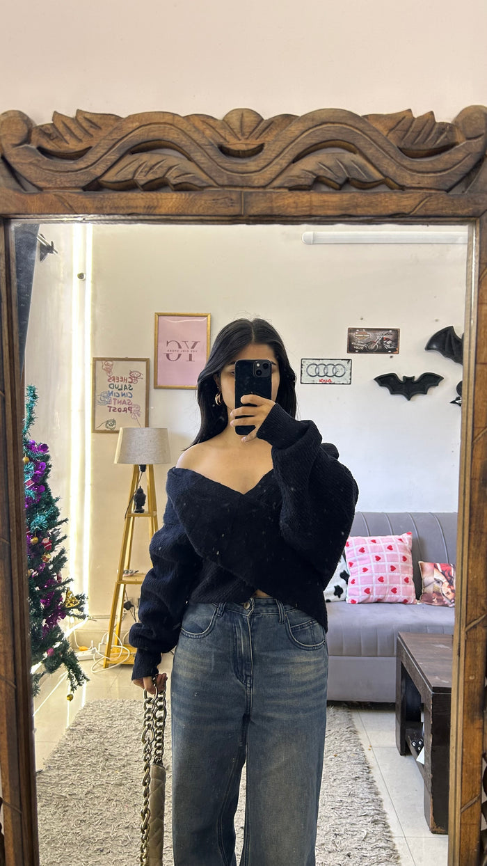 62 Cute Sweater M