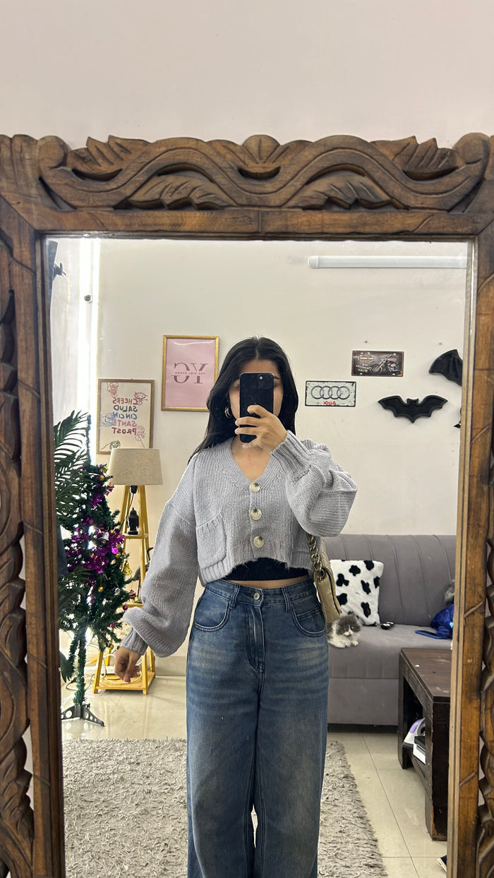 63 cute sweater S