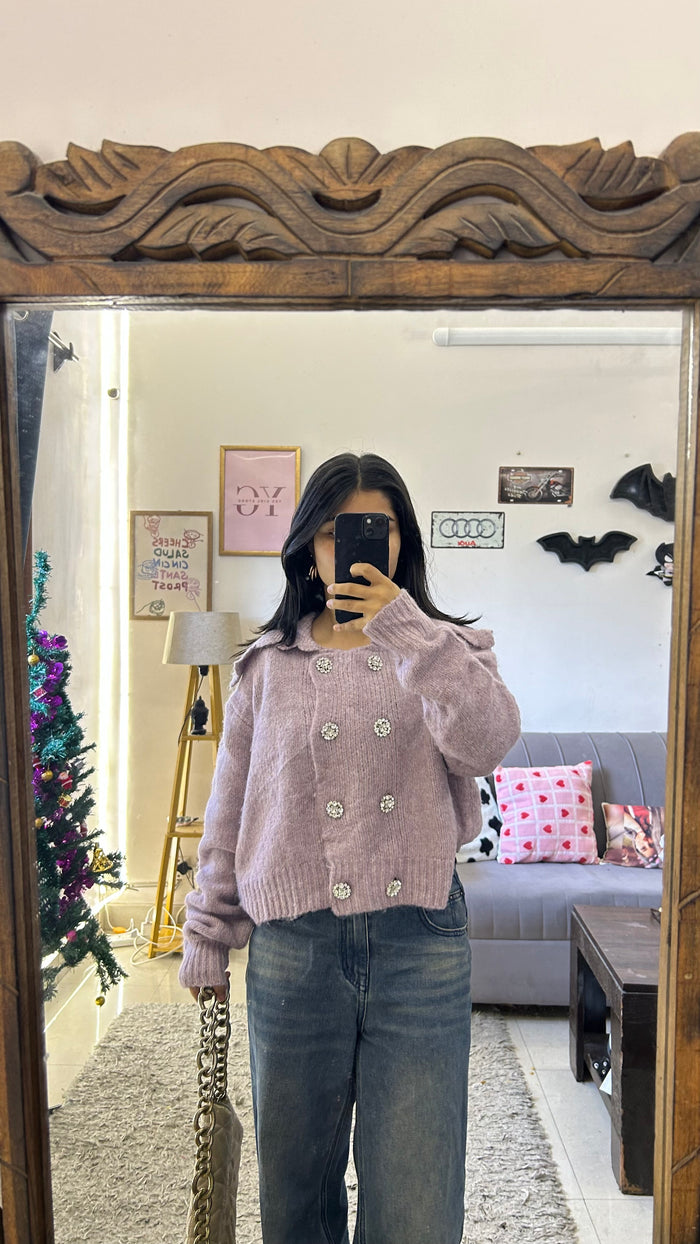 65 beautiful button Sweater M