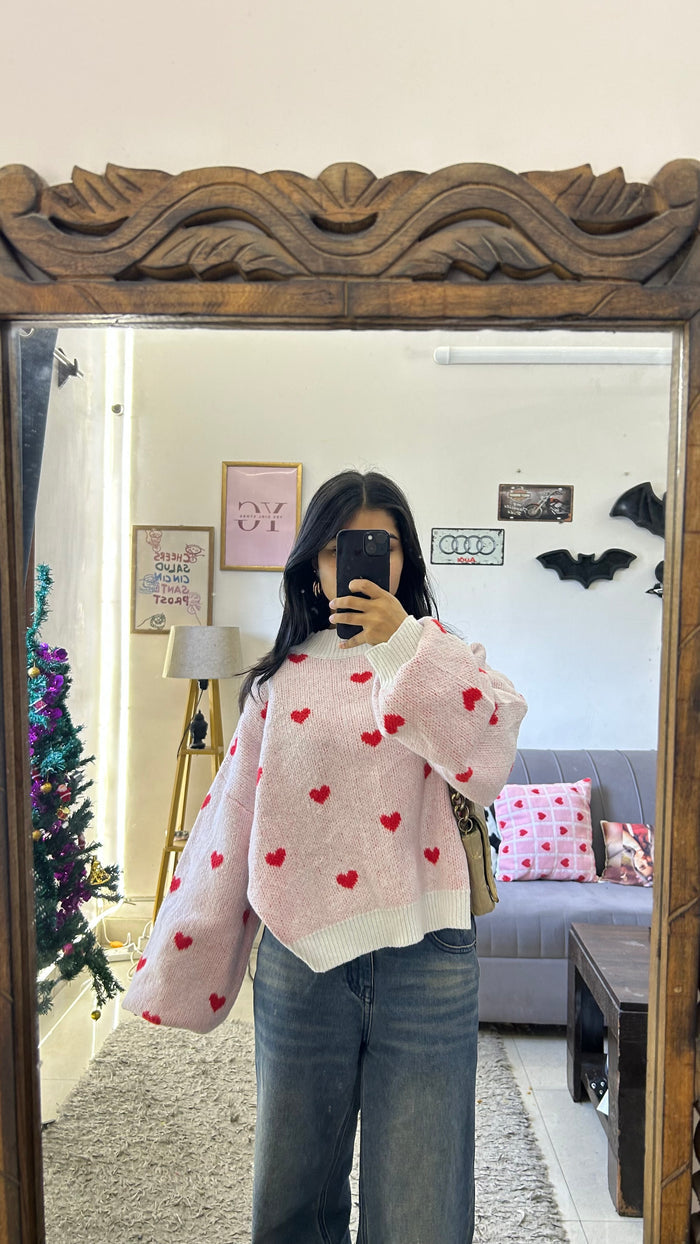 67 Cute Heart Sweater M