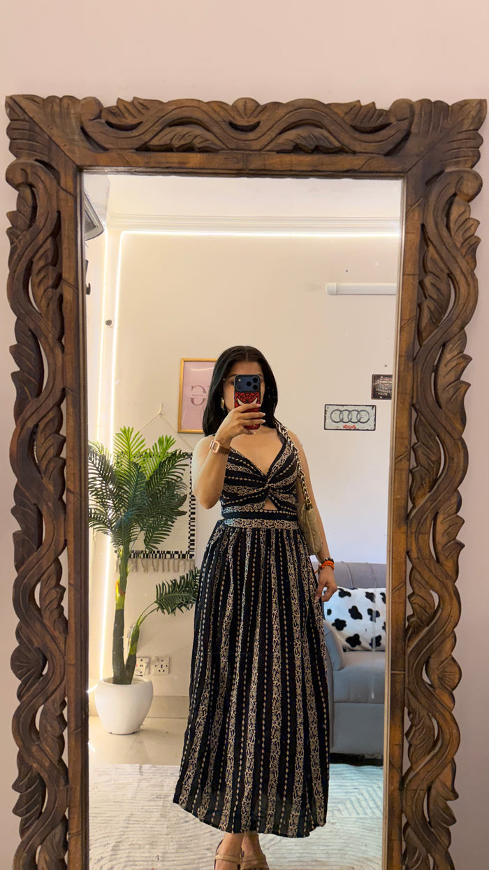 71 summer dress 30-33 bust/53L