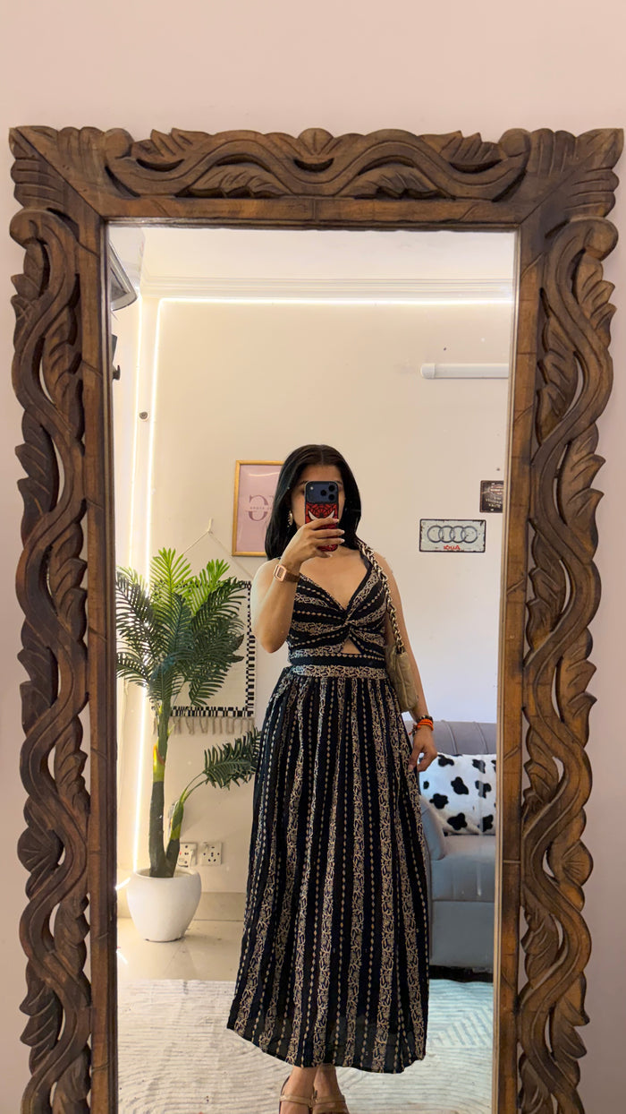 71 summer dress 30-33 bust/53L