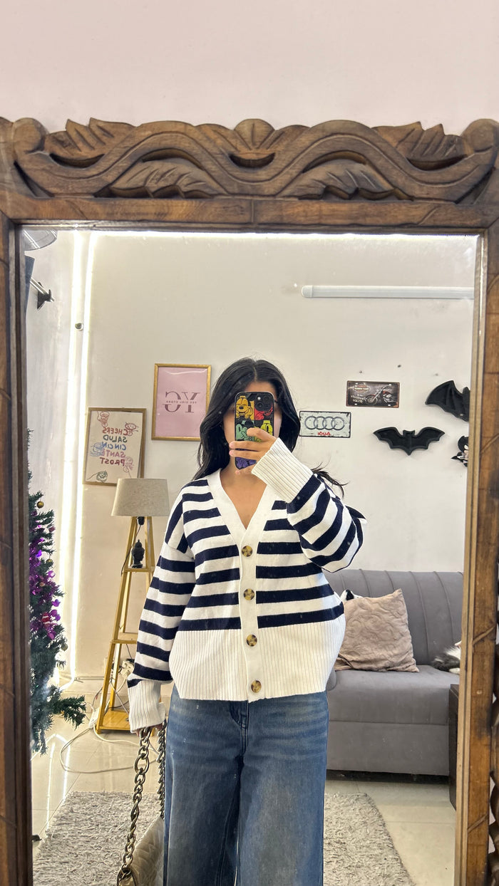 72 cute sweater L-XL