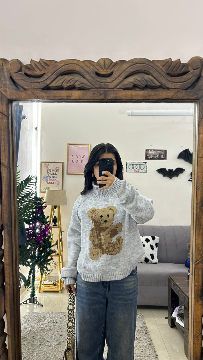 74 cute sweater M