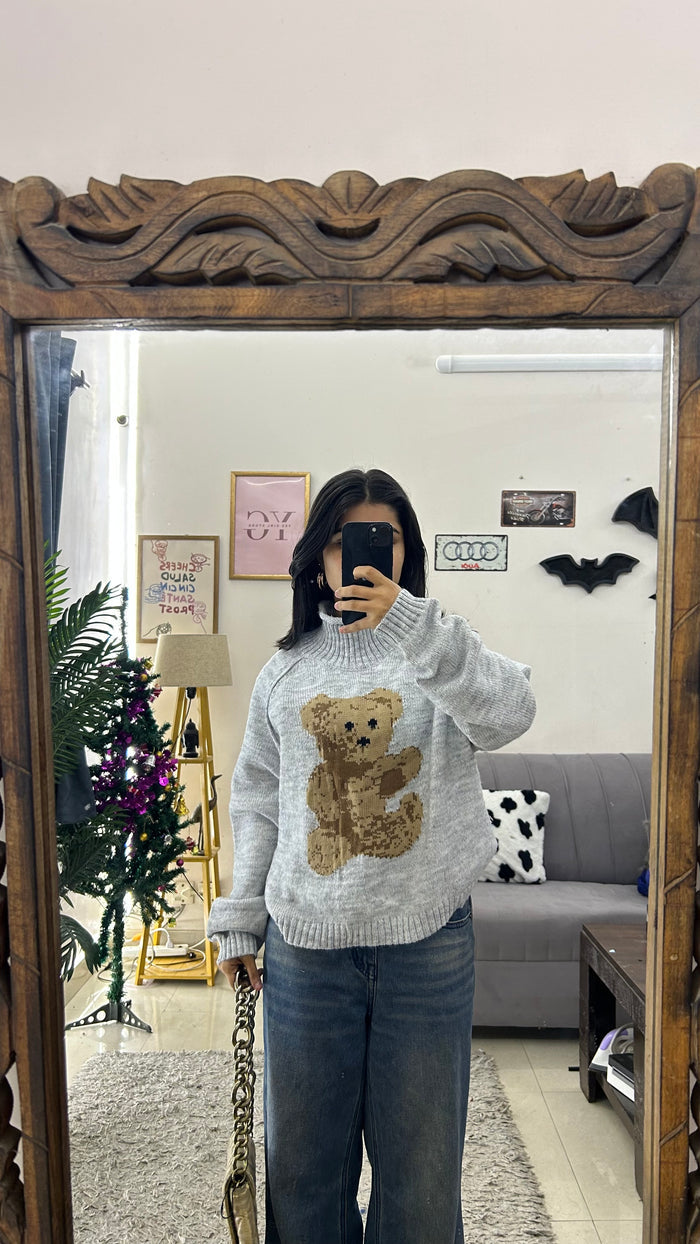 74 cute sweater M