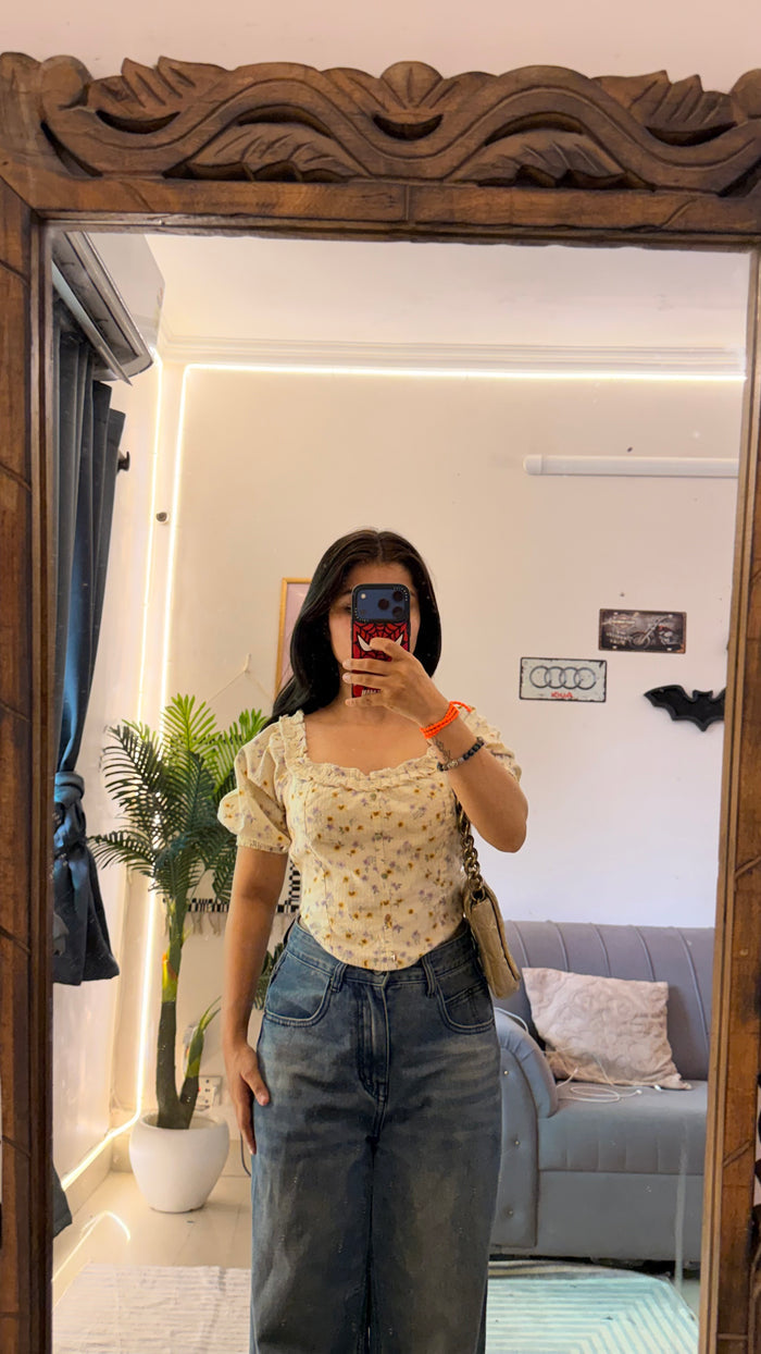 83 cute top 32-34 bust