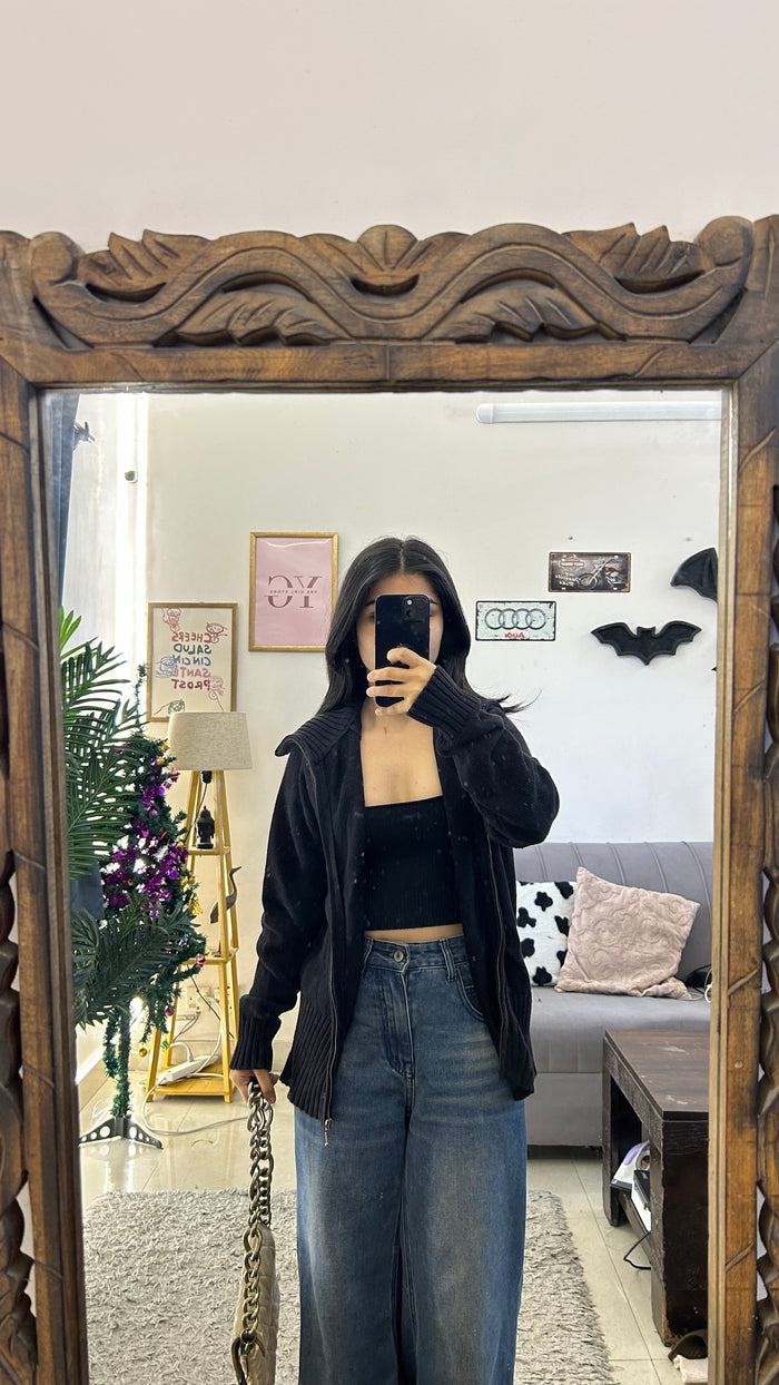 85 cute sweater M