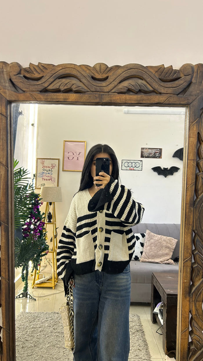 87 cute sweater L-XL