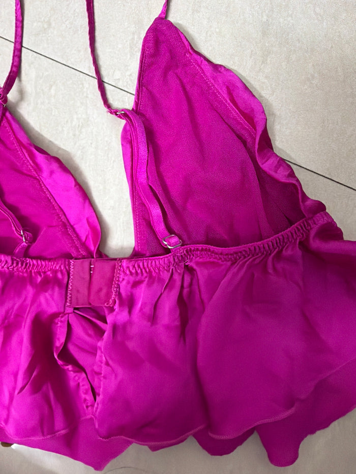 89 cute top 32-34 bust