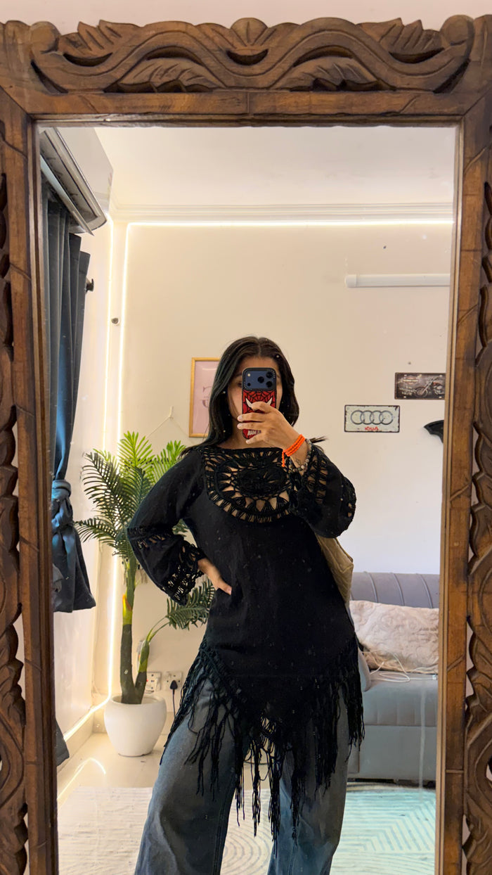 96 cute top crochet M size