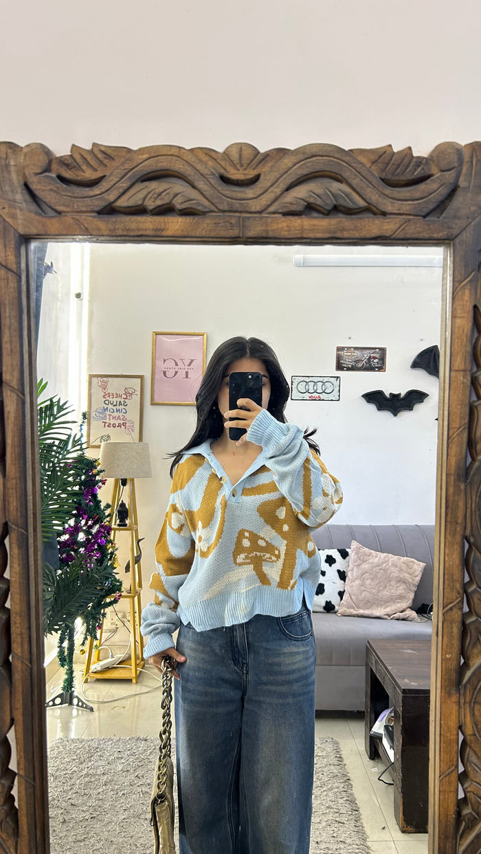 98 cute sweater M