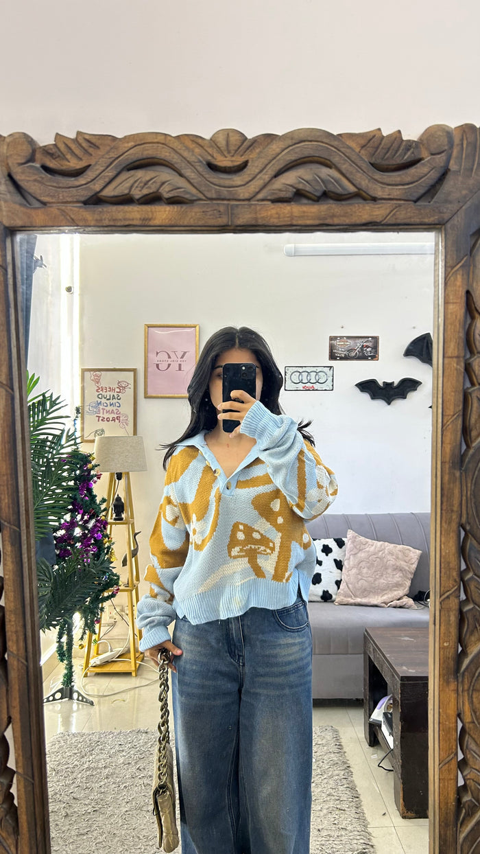 98 cute sweater M